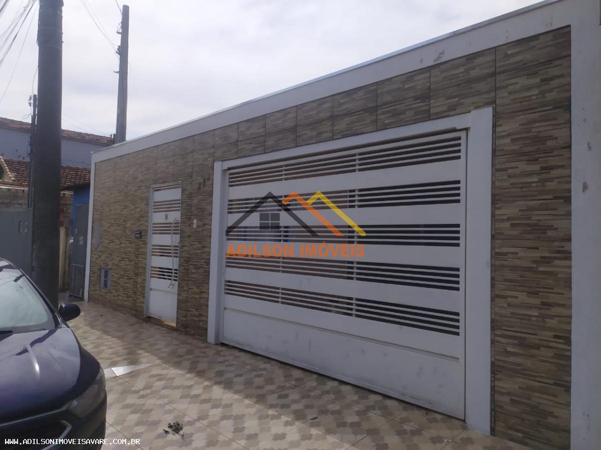 Casa, 3 quartos, 178 m² - Foto 1