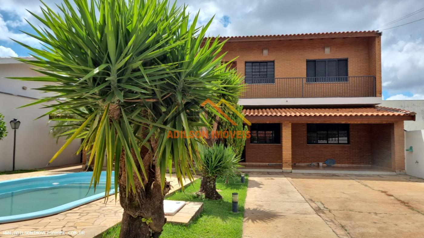 Casa, 3 quartos, 275 m² - Foto 1