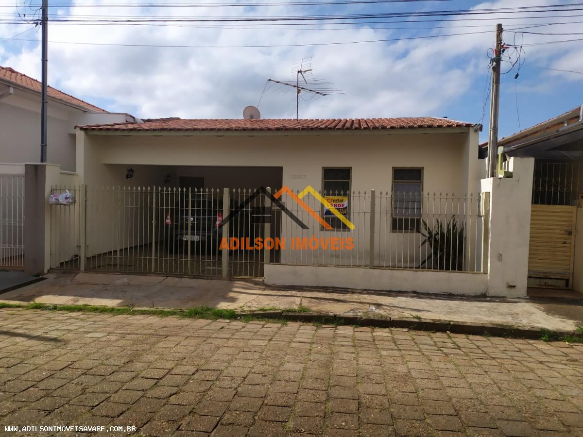 Casa, 3 quartos, 131 m² - Foto 1