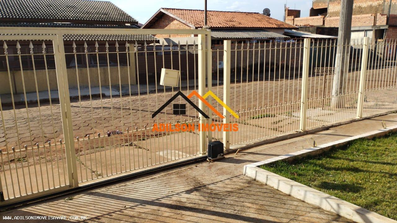 Casa, 3 quartos, 224 m² - Foto 2