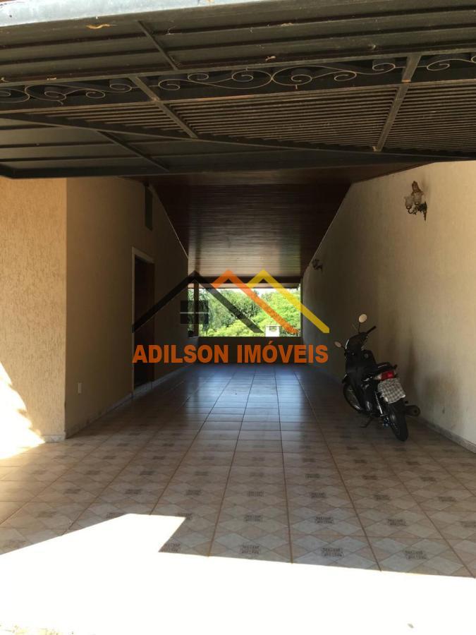 Casa, 3 quartos, 260 m² - Foto 1