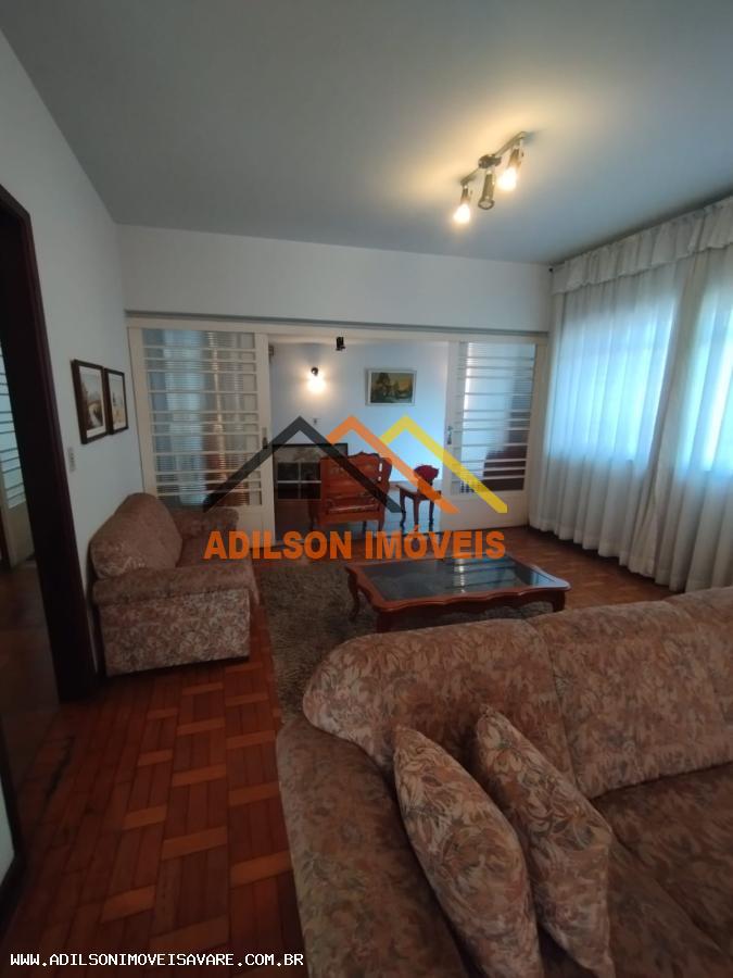 Casa, 3 quartos, 263 m² - Foto 1