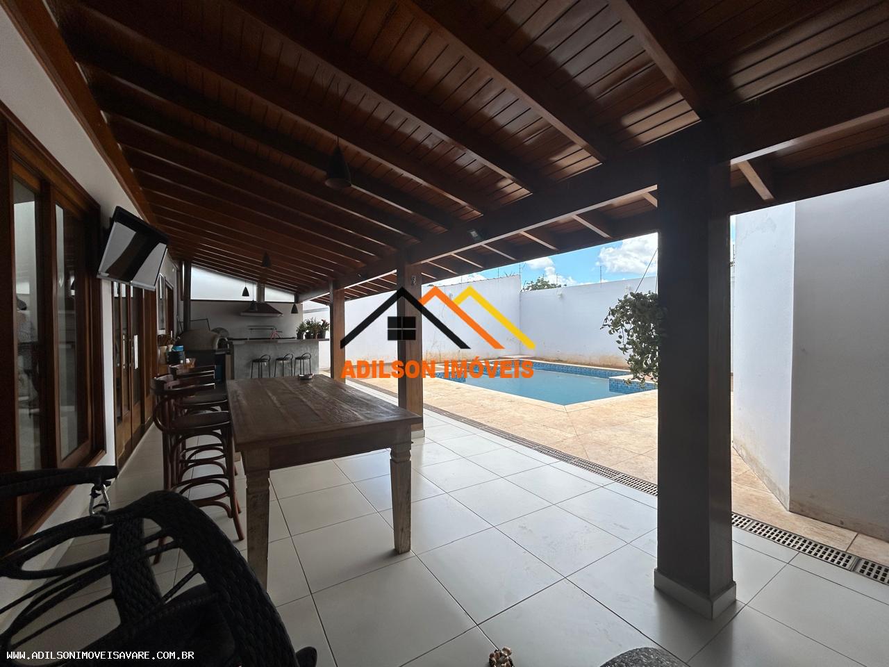 Casa, 3 quartos, 330 m² - Foto 8