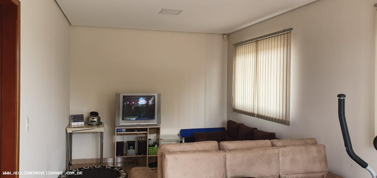 Casa, 4 quartos, 240 m² - Foto 12