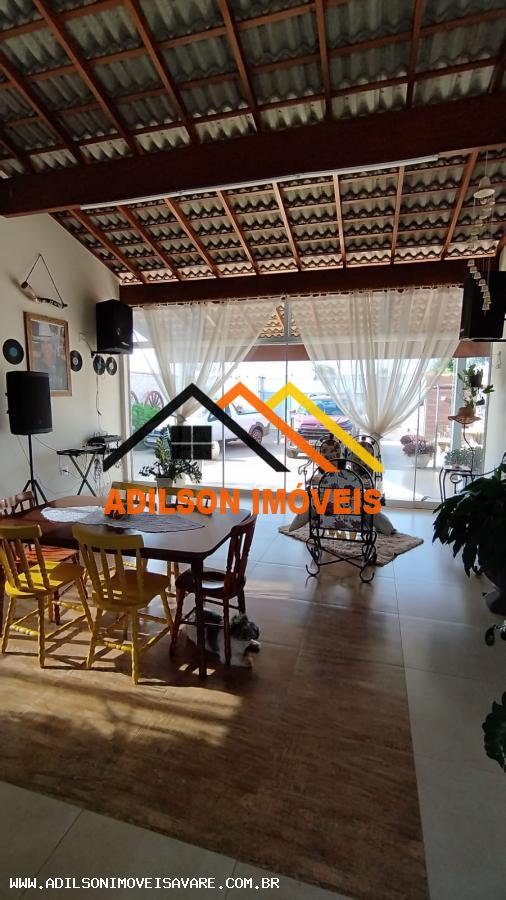 Casa, 4 quartos, 235 m² - Foto 2