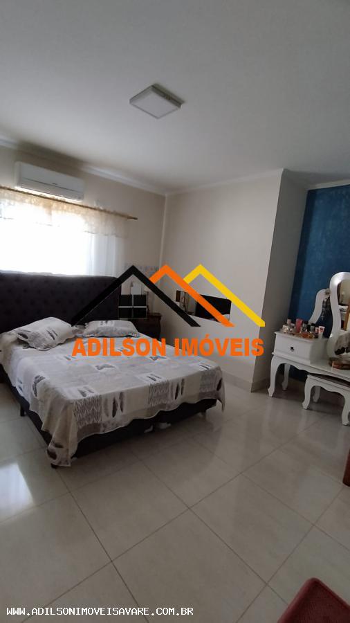 Casa, 4 quartos, 235 m² - Foto 11