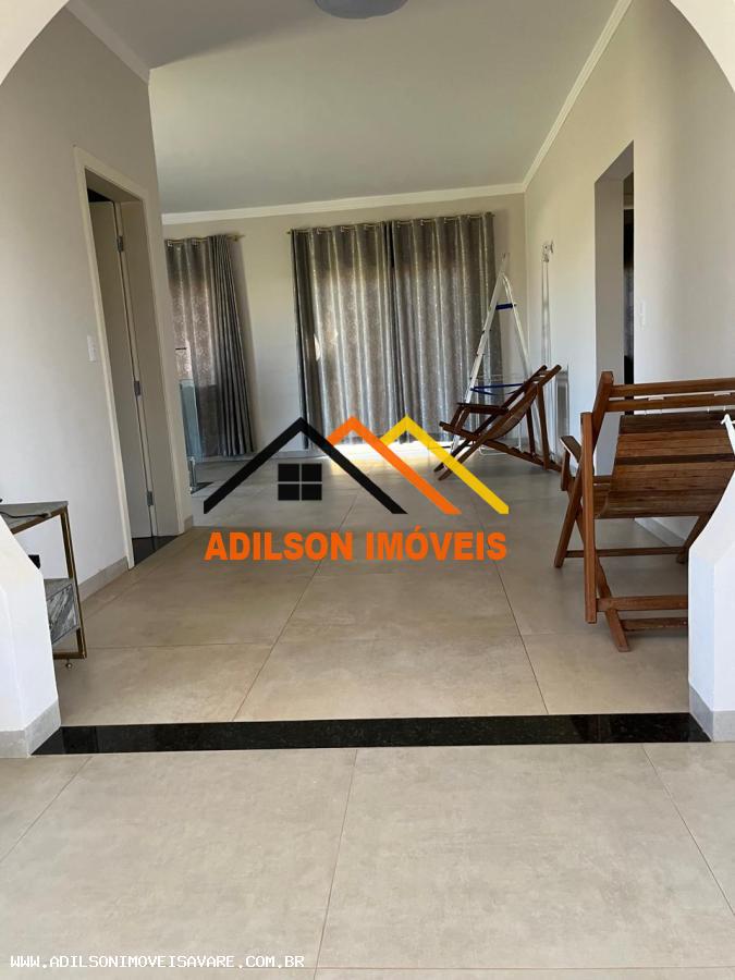 Casa, 5 quartos, 212 m² - Foto 2