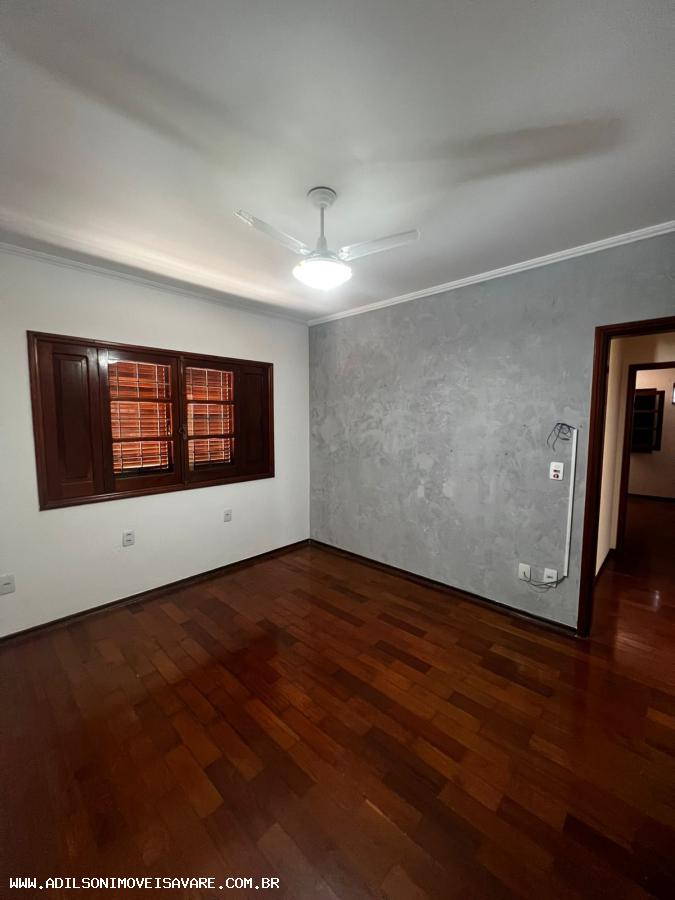 Casa, 3 quartos, 244 m² - Foto 8