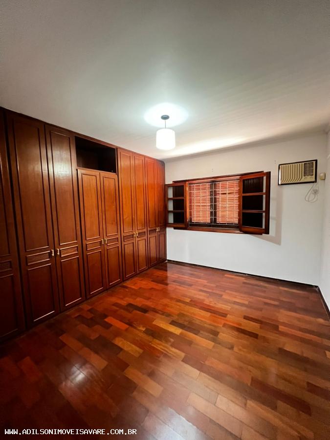 Casa, 3 quartos, 244 m² - Foto 9