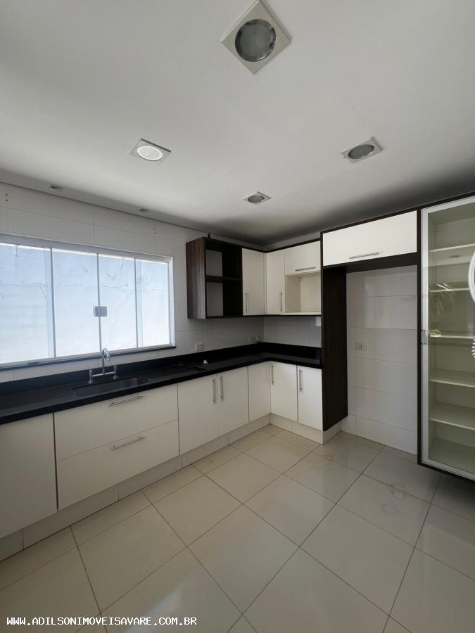 Casa, 3 quartos, 244 m² - Foto 4