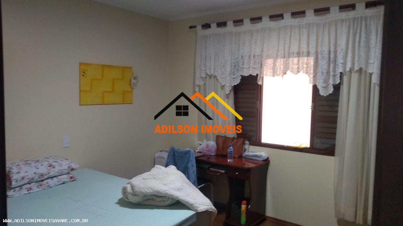 Casa, 3 quartos, 217 m² - Foto 3