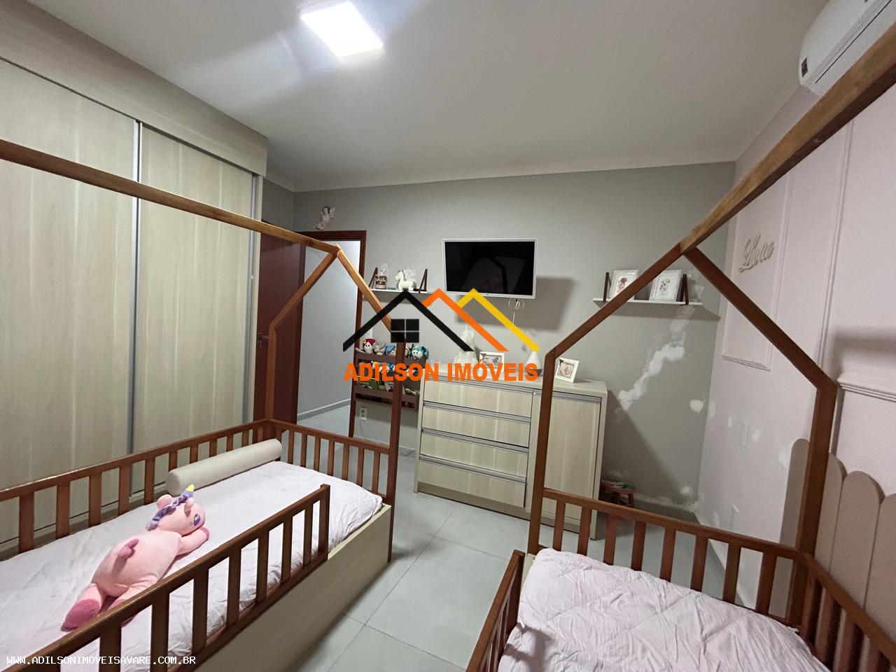 Casa, 3 quartos, 277 m² - Foto 6