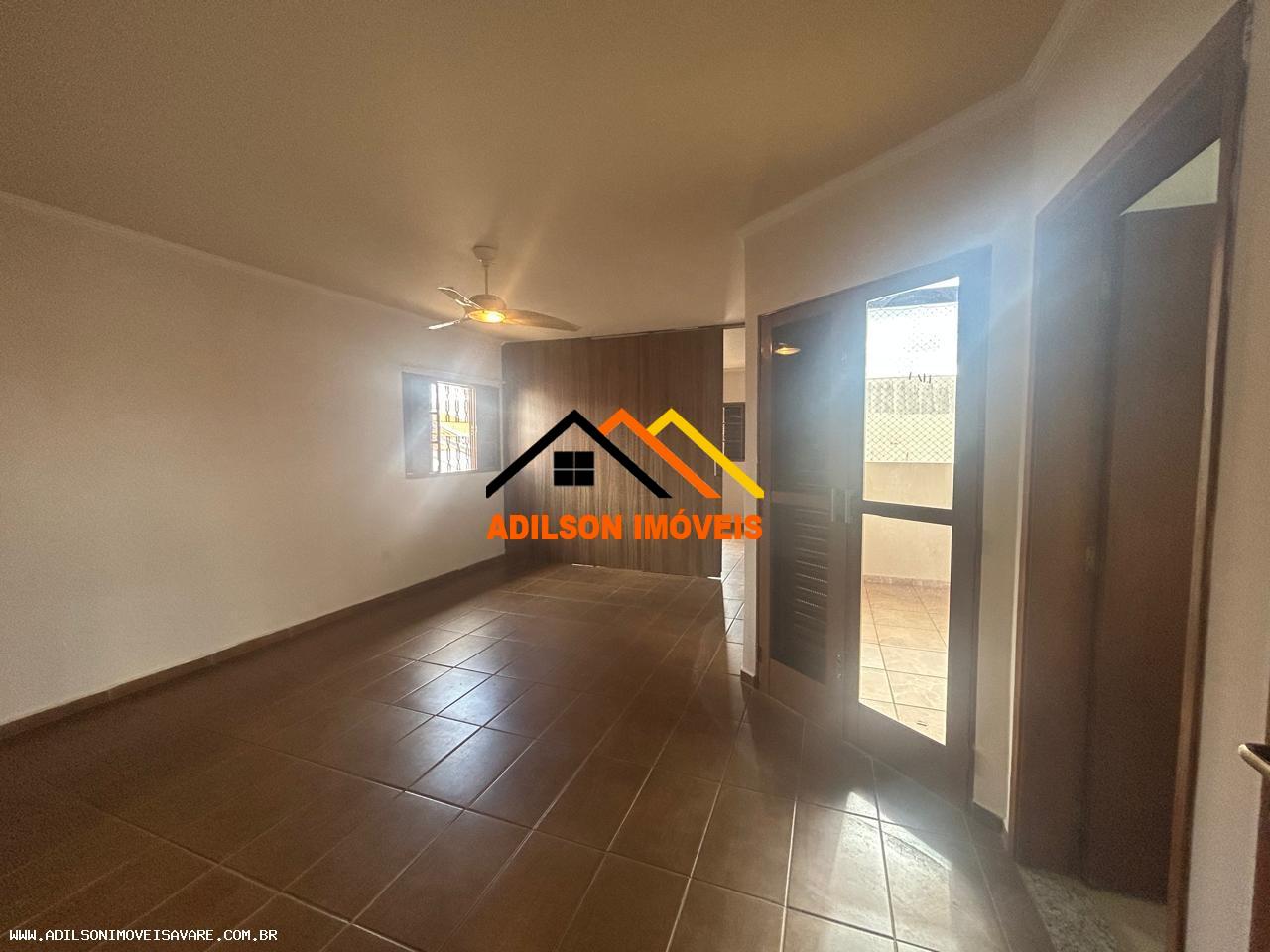 Casa, 4 quartos, 200 m² - Foto 3