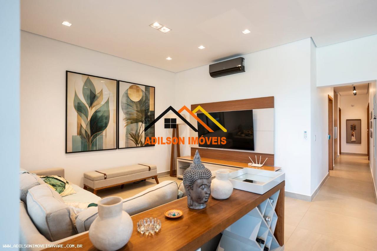 Casa, 4 quartos, 218 m² - Foto 4