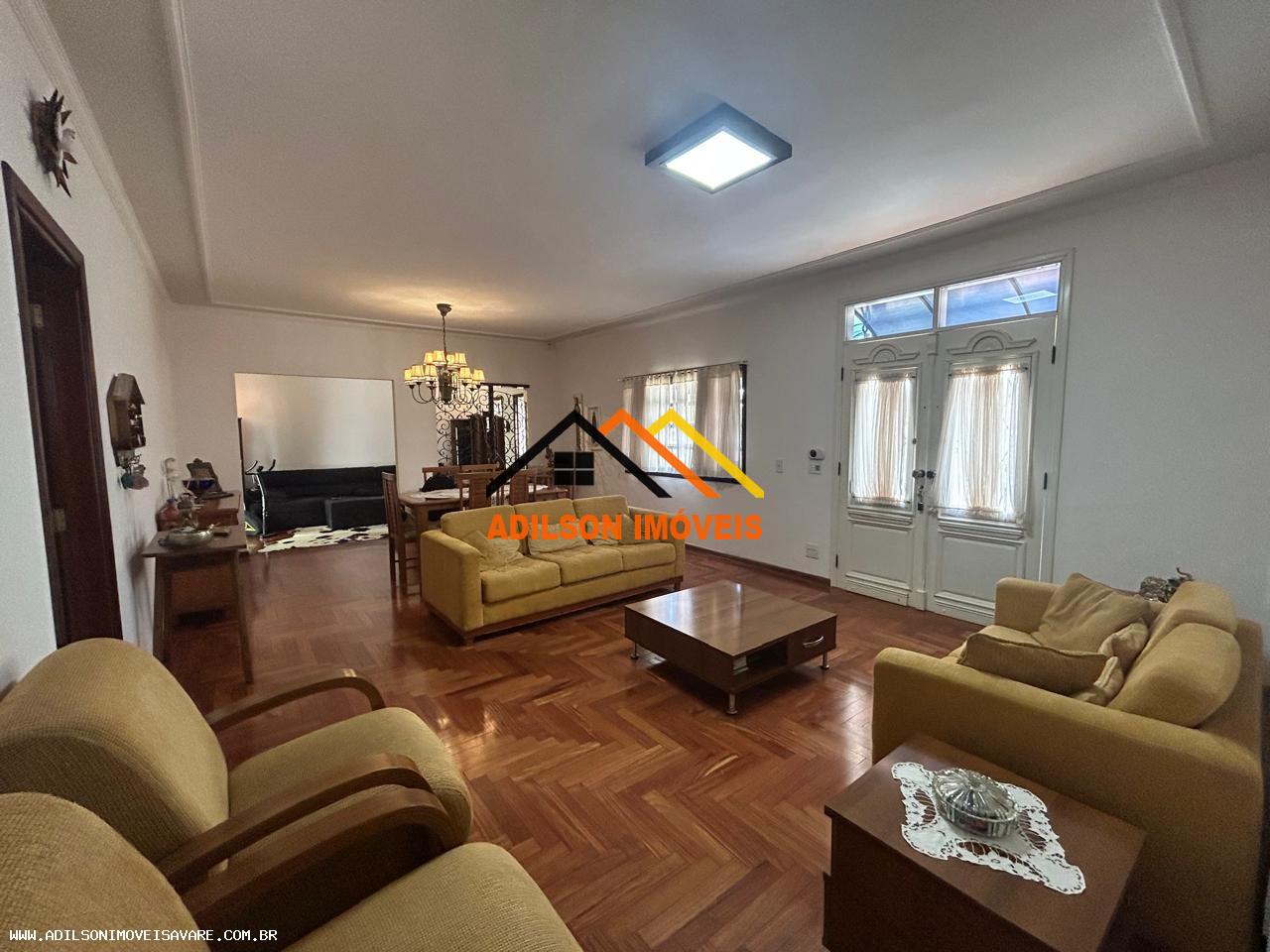 Casa, 3 quartos, 175 m² - Foto 1