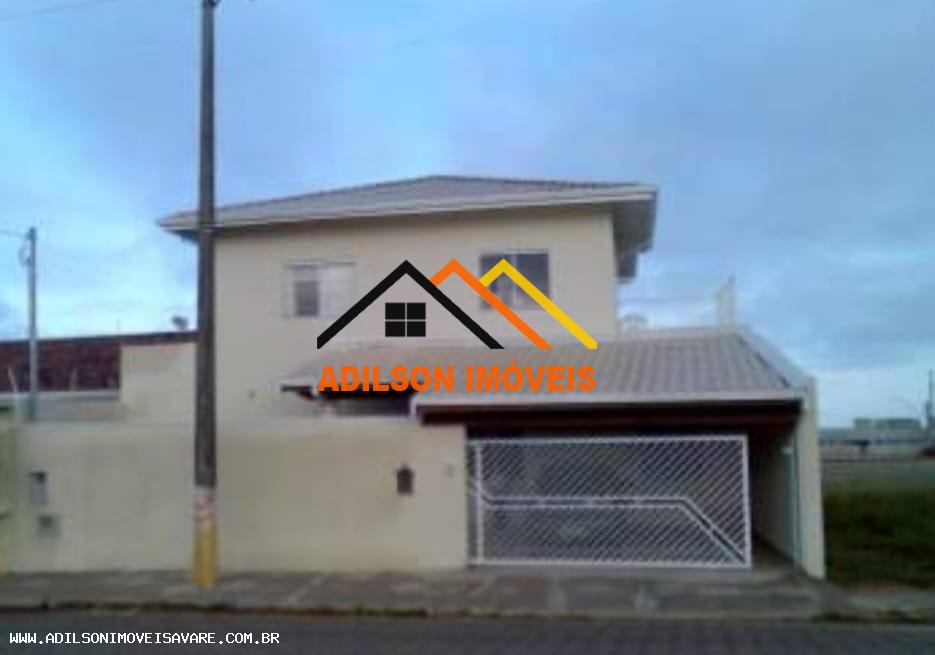 Casa, 5 quartos, 139 m² - Foto 1