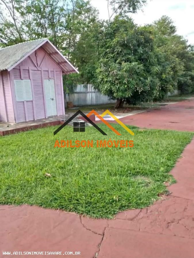 Chácara, 3 quartos, 2050 m² - Foto 1