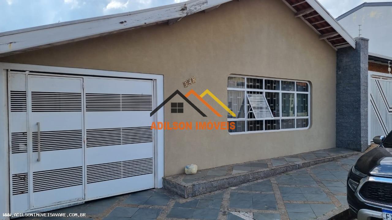 Casa, 3 quartos, 215 m² - Foto 1