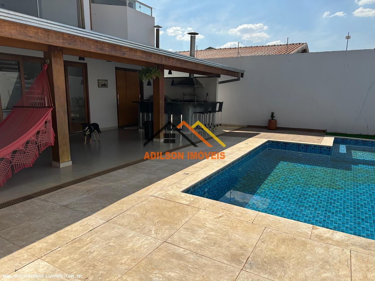 Casa, 3 quartos, 330 m² - Foto 4