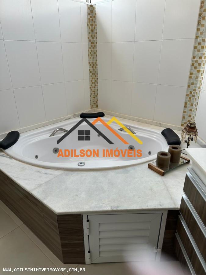 Casa, 3 quartos, 330 m² - Foto 15