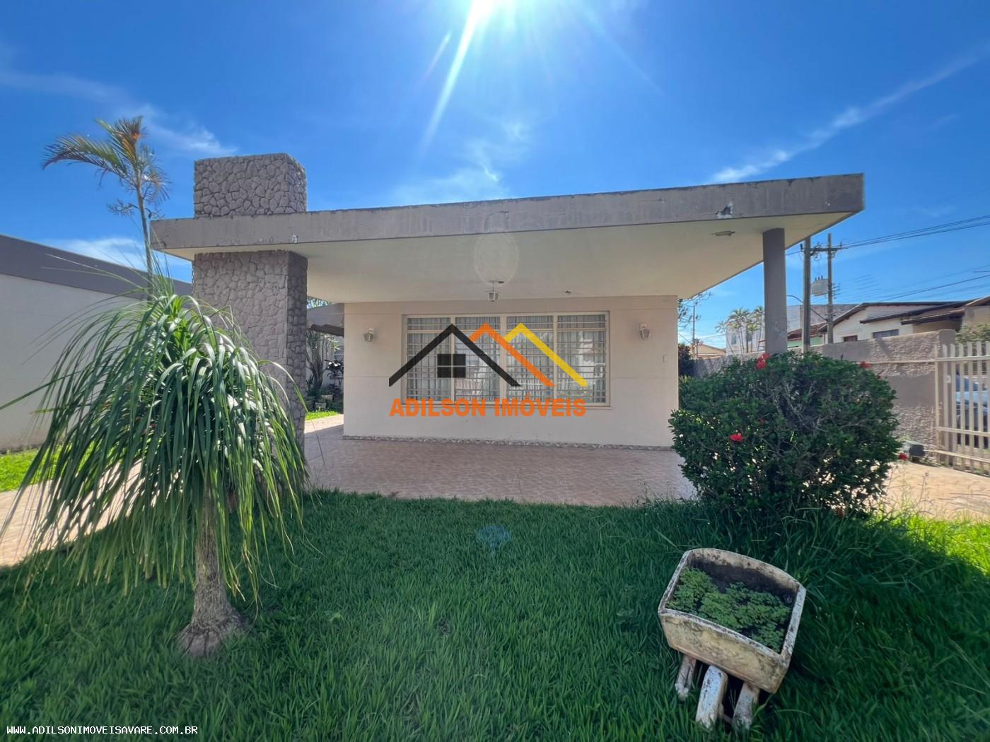 Casa, 4 quartos, 276 m² - Foto 2