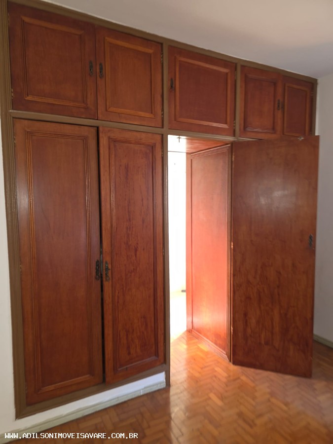 Casa, 4 quartos, 250 m² - Foto 33