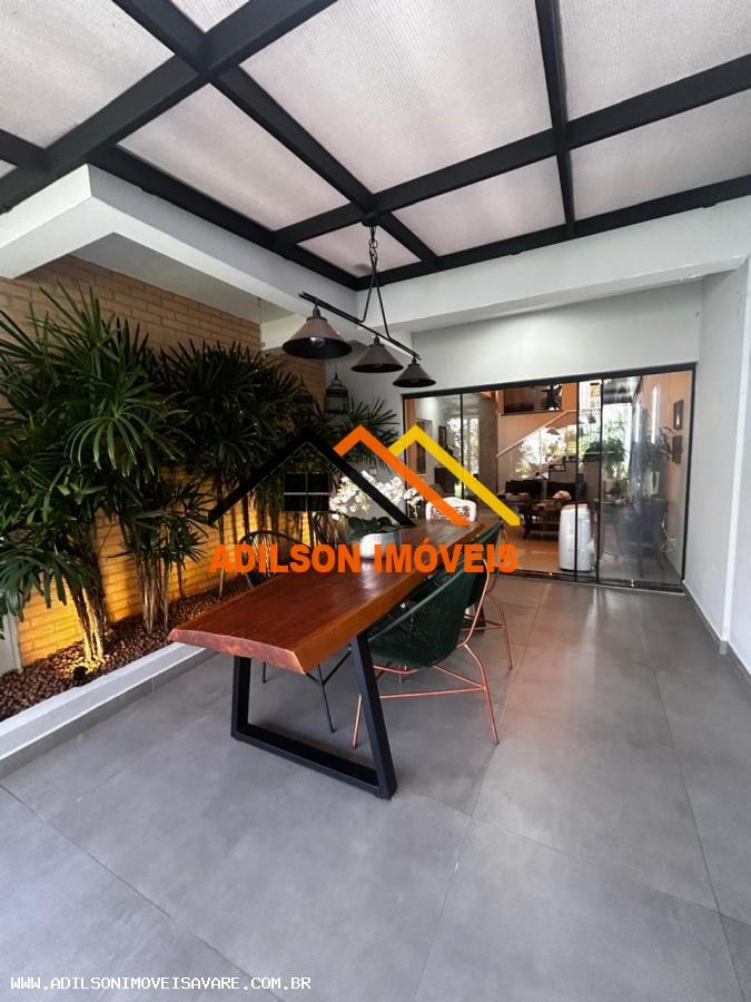 Casa, 3 quartos, 157 m² - Foto 1