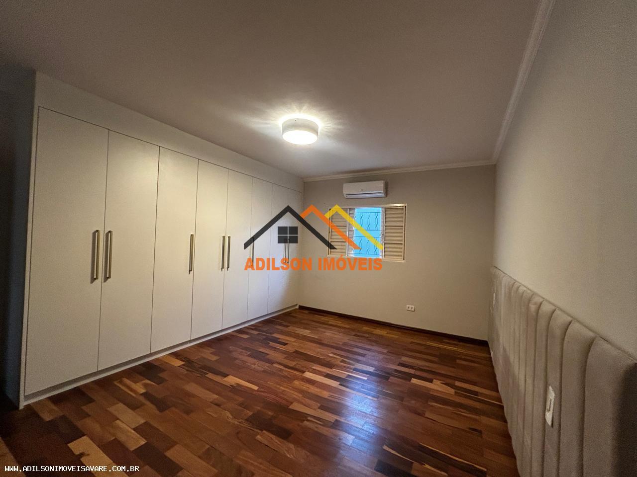 Casa, 3 quartos, 232 m² - Foto 9