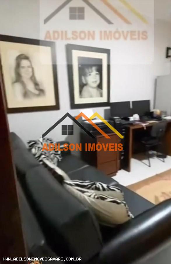 Casa, 4 quartos, 200 m² - Foto 2