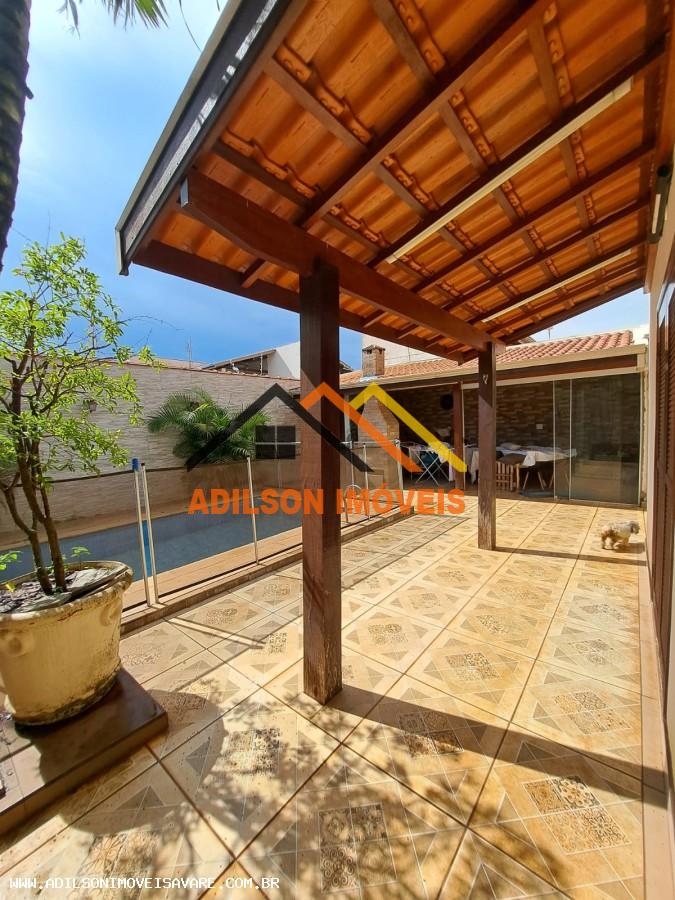 Casa, 3 quartos, 168 m² - Foto 1