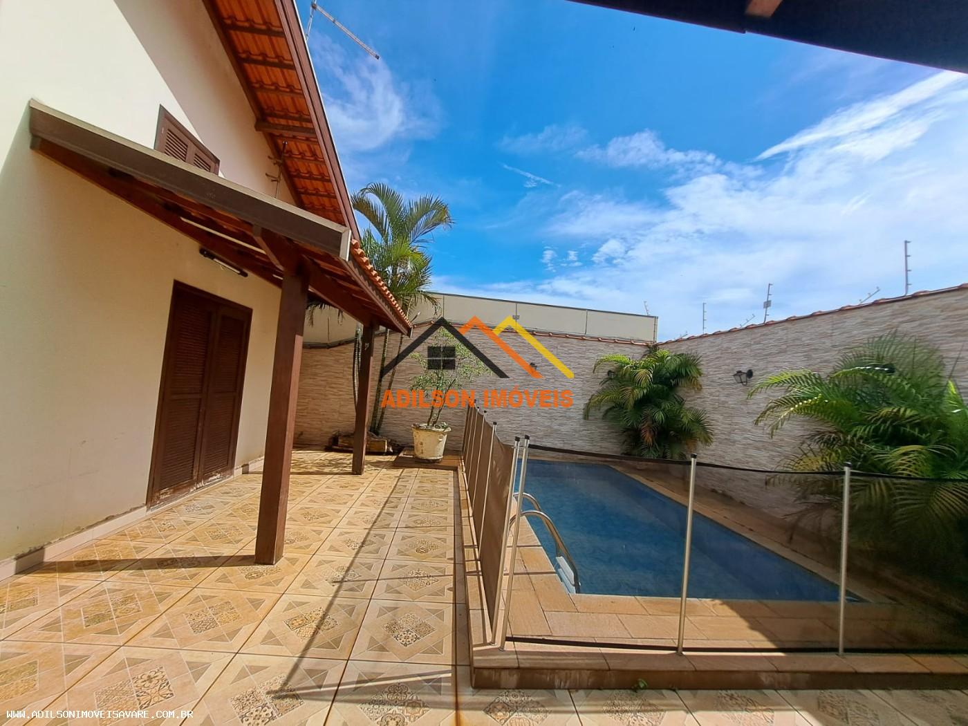 Casa, 3 quartos, 168 m² - Foto 2