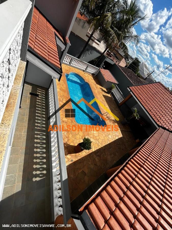 Casa, 4 quartos, 250 m² - Foto 13