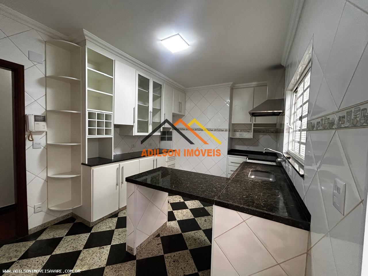 Casa, 4 quartos, 250 m² - Foto 6