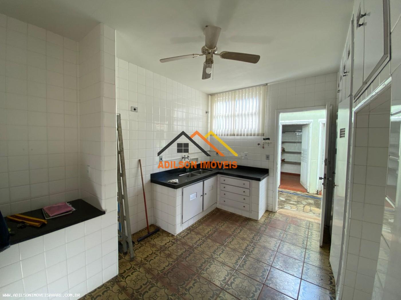 Casa, 4 quartos, 243 m² - Foto 3