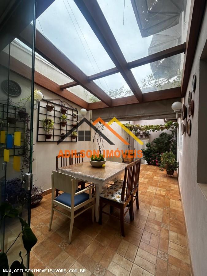 Casa, 3 quartos, 250 m² - Foto 22