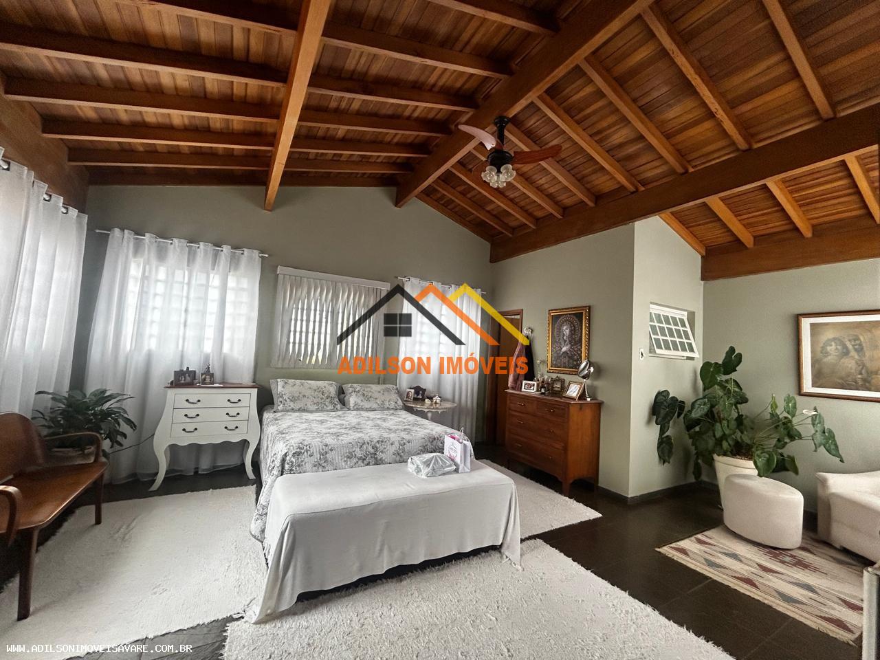 Casa, 3 quartos, 250 m² - Foto 13