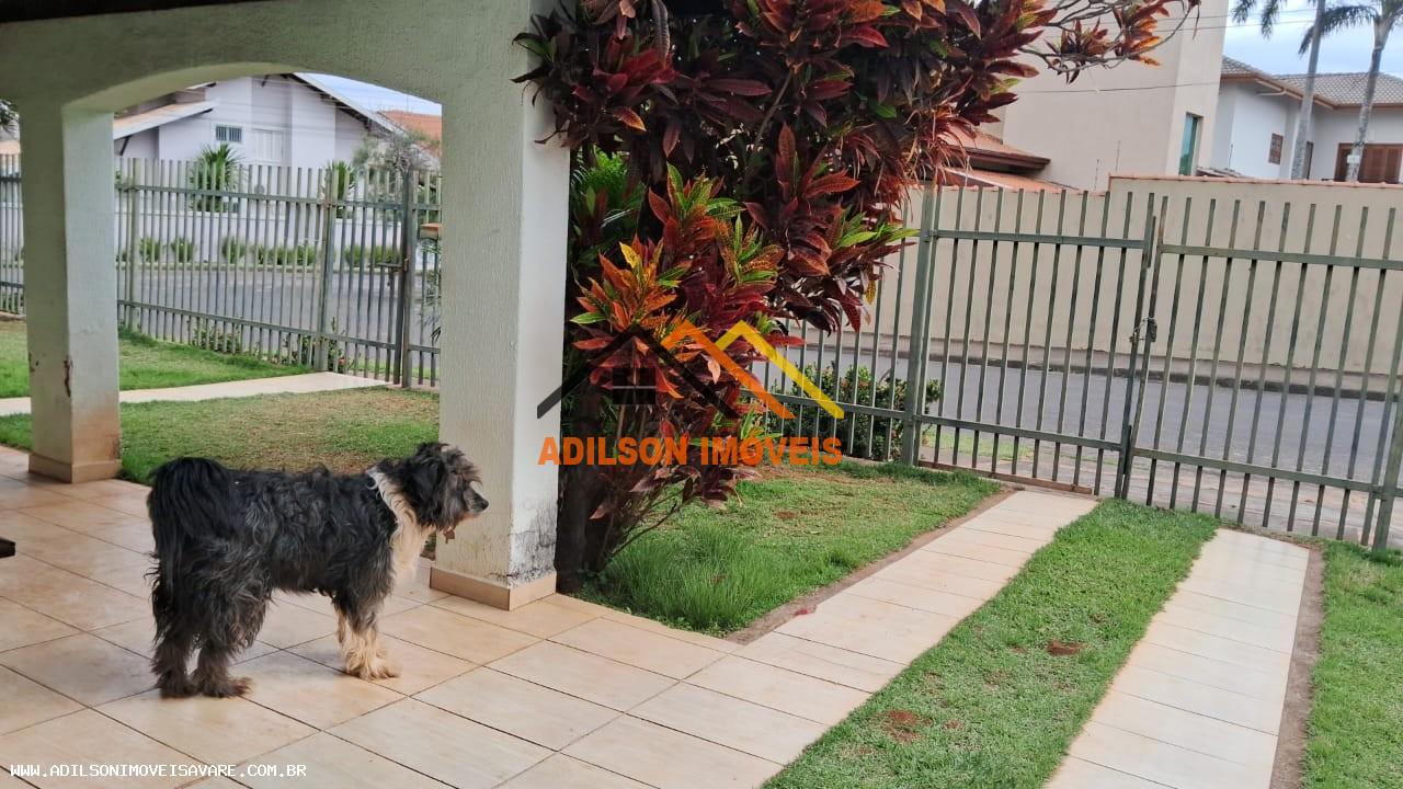 Casa, 4 quartos, 250 m² - Foto 3