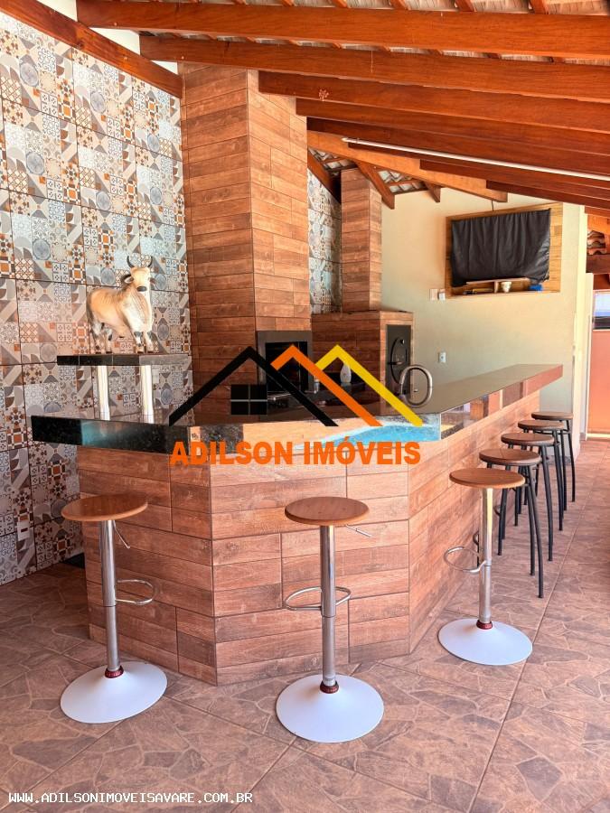 Casa, 3 quartos, 237 m² - Foto 4
