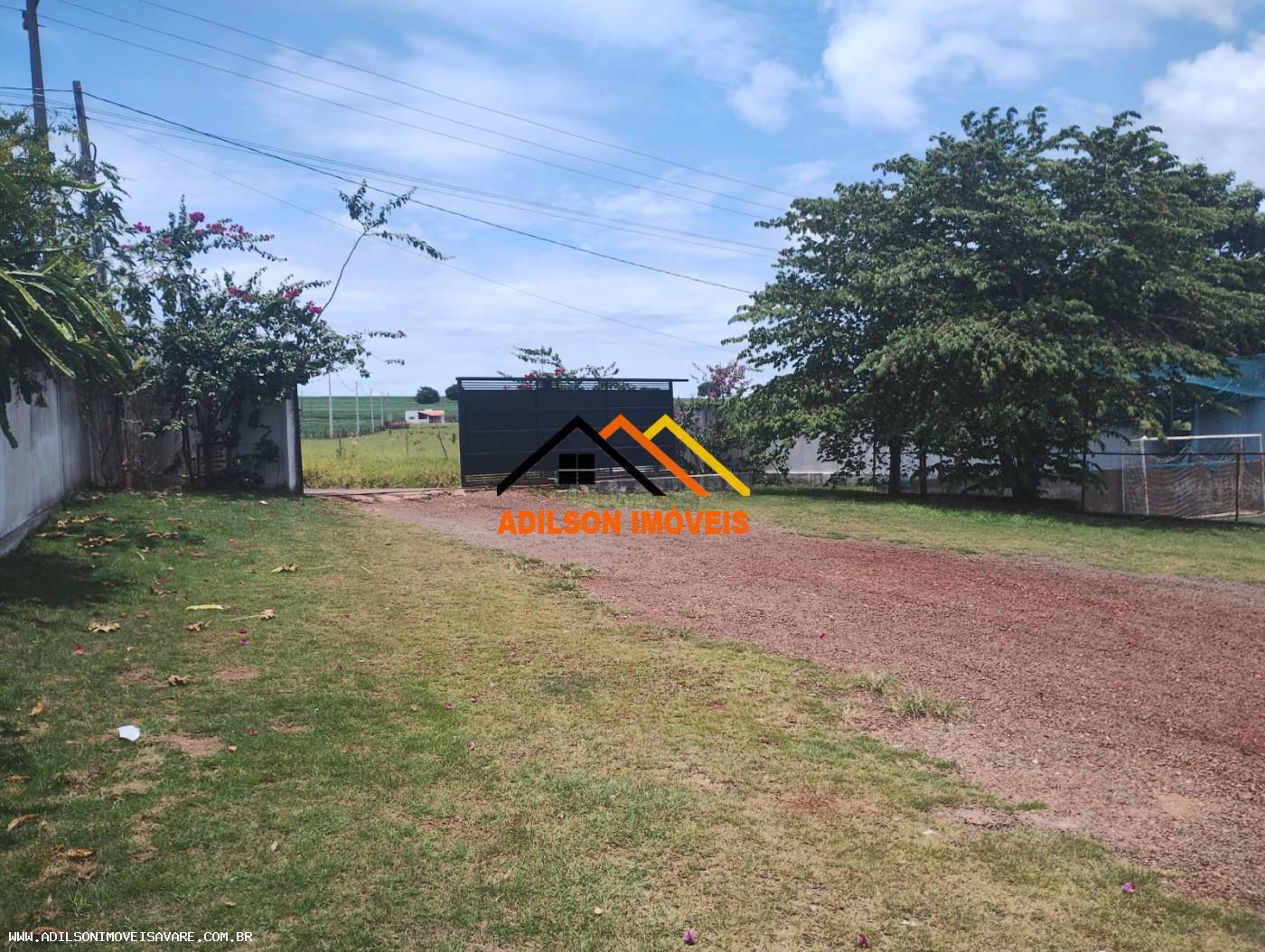 Chácara, 3 quartos, 4000 m² - Foto 1